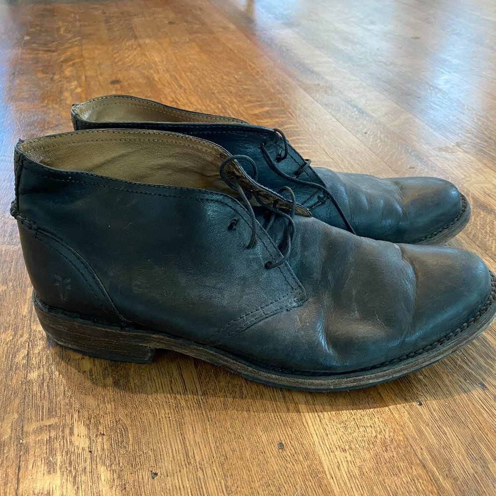 FRYE Men's Oliver Chukka Boot